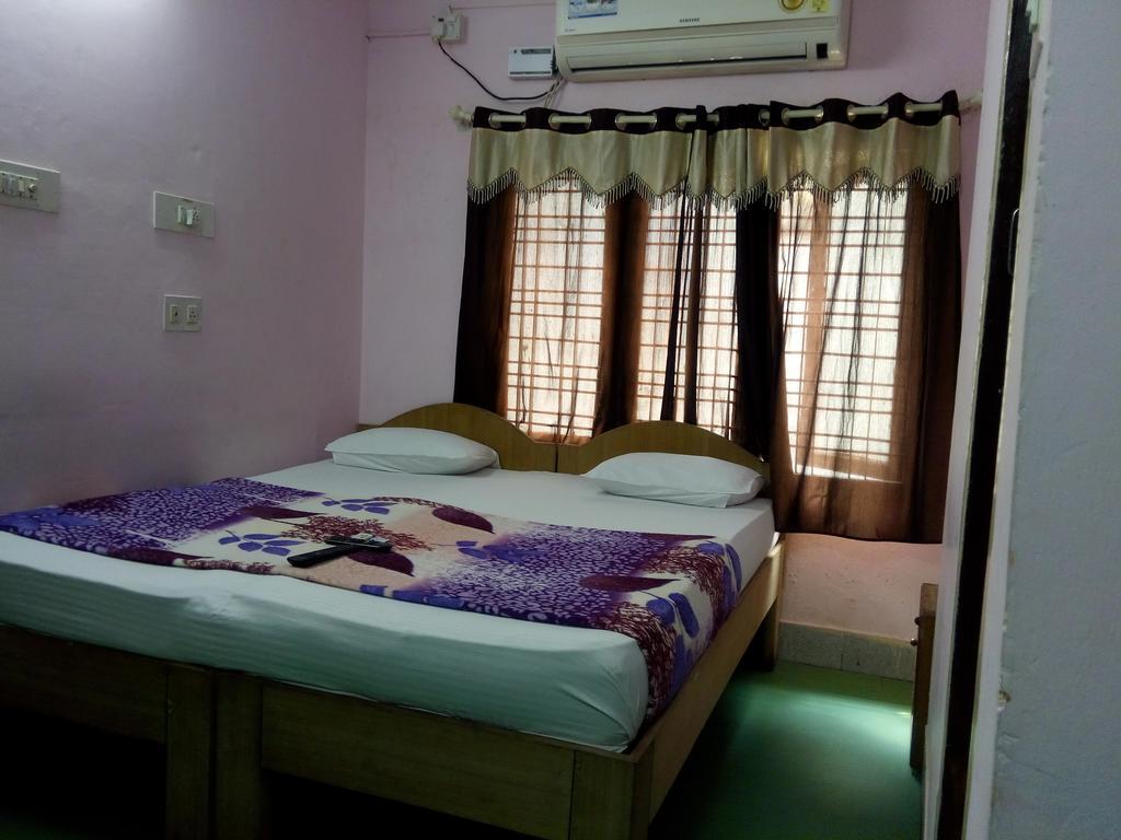 Elegant Guest House Bangalore Oda fotoğraf